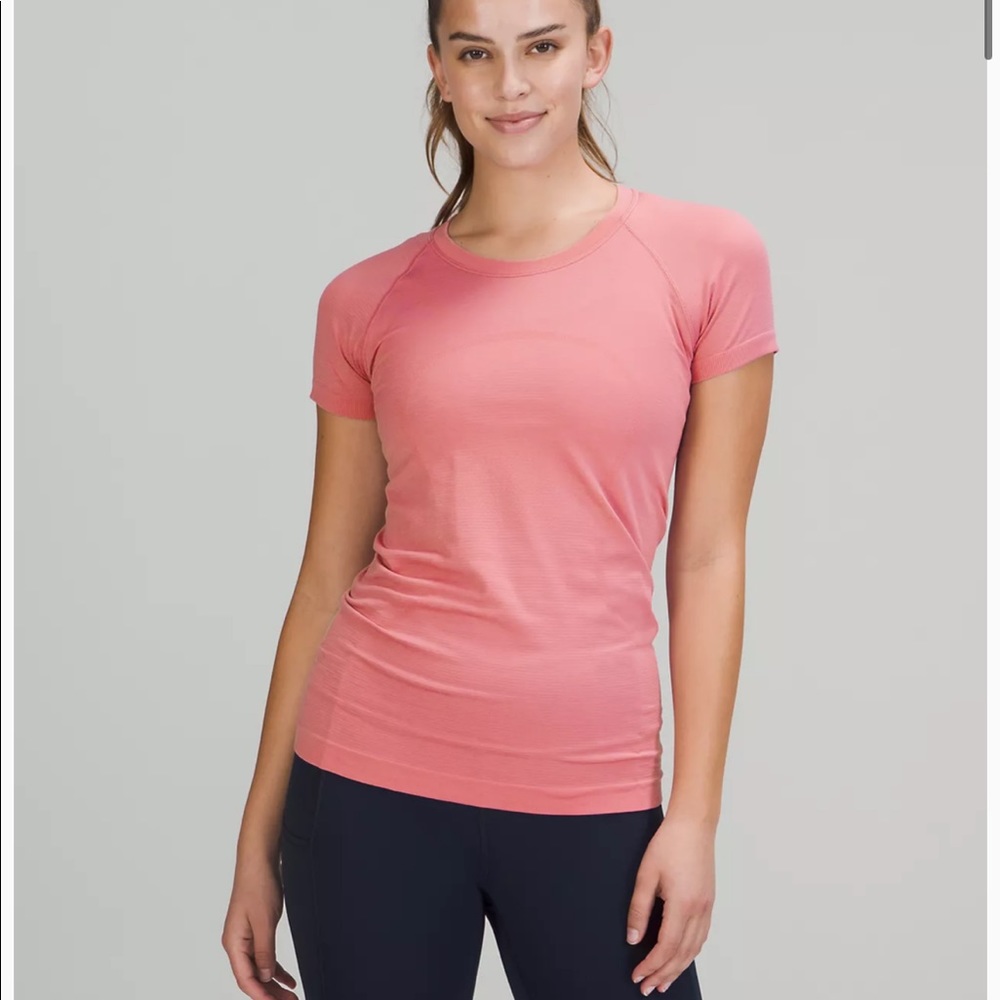 Lululemon swiftly tee coral
